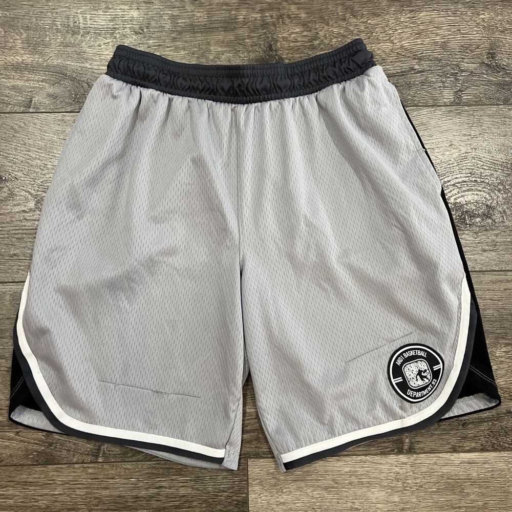 AND1 Basketball Department 93 Shorts Gray Black Mesh Streetball Athletic Mens M